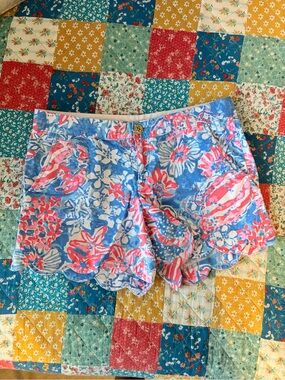 Lilly Pulitzer Pop Pop Glow Shorts